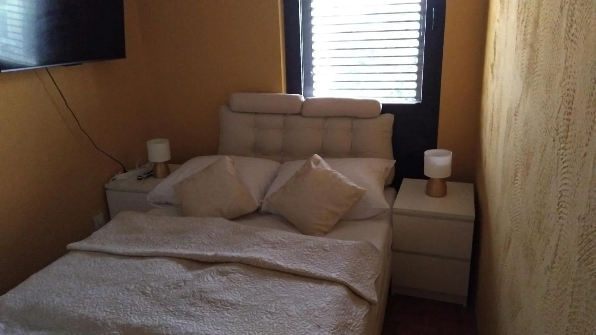 Apartment Apartman Tombili 2 Pula